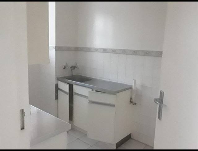 1 BEDROOM APARTMENT FOR SALE IN BEDFORD GARDENS
